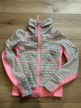 Ivivva Girls' Pink stripe sweatshirt top jacket size 10 Cute!
